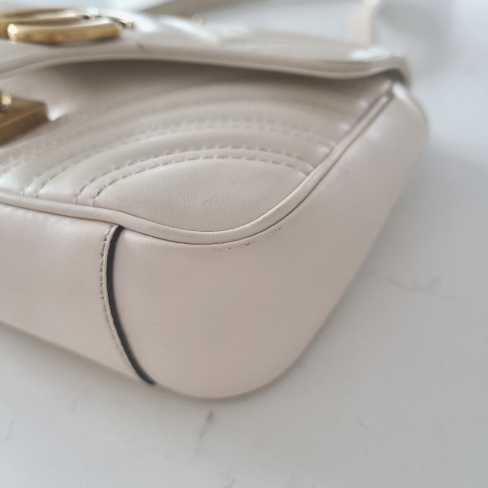 Gucci GG Marmont matelassé mini bag - Picture 7 of 15